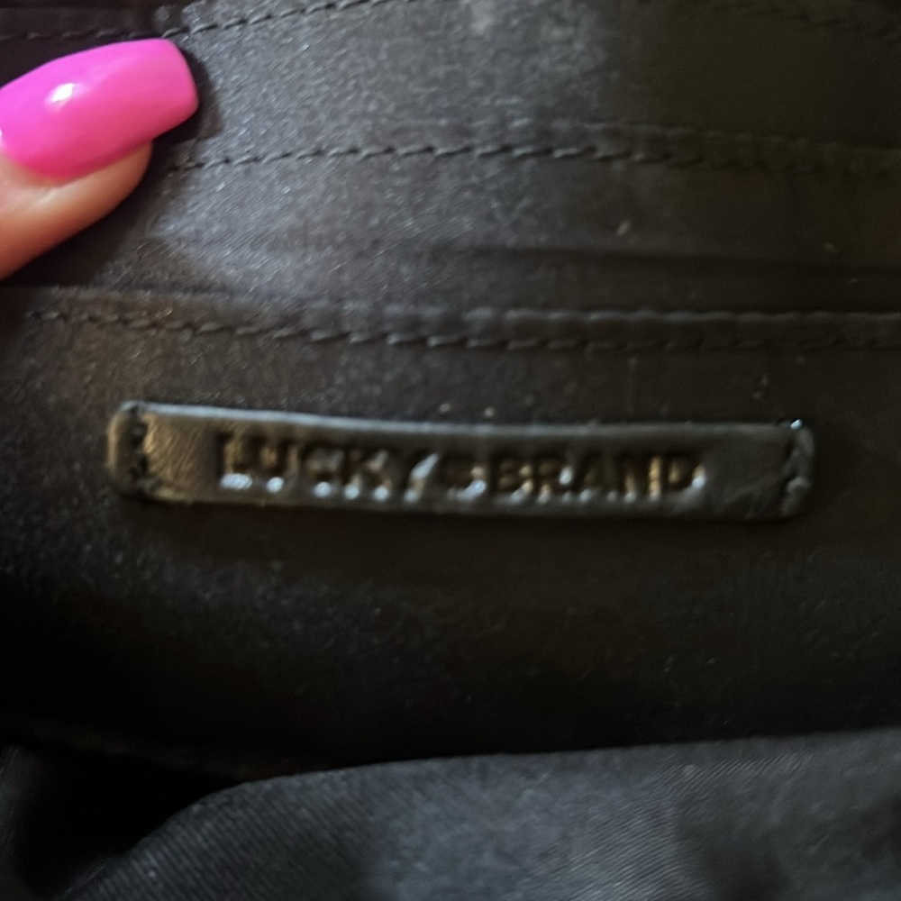 Lucky brand black leather Crossbody. Small purse. Excellent condition. - Picture 5 of 7